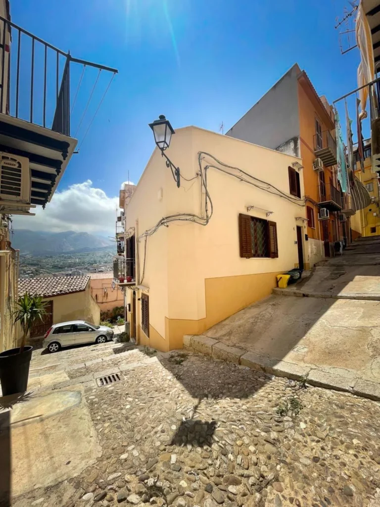 Eden Holiday Home – The old town